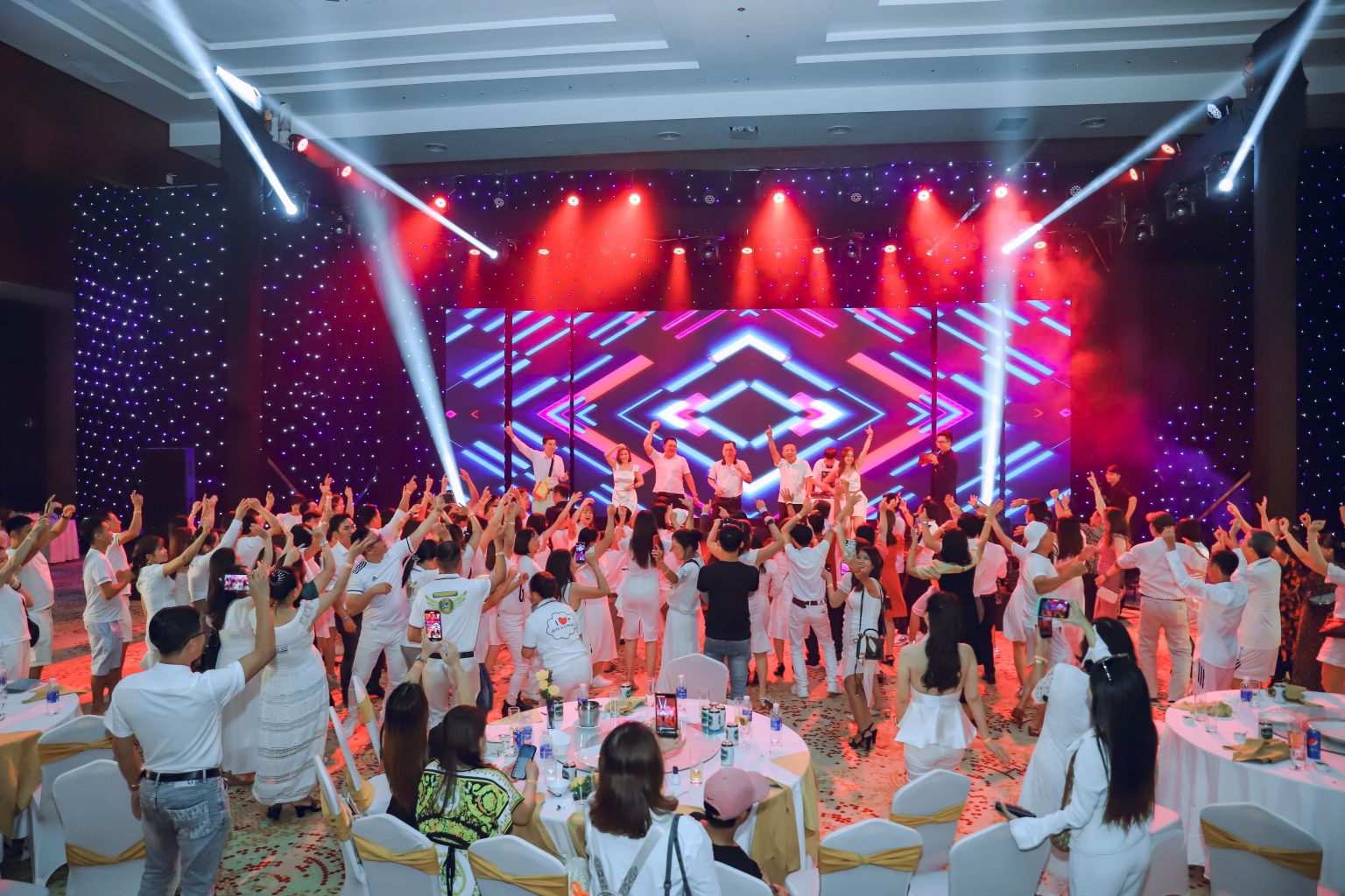 Màn Hình LED Hội Nghị Quy Nhơn
